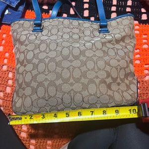 Coach handbag Tan And Teal